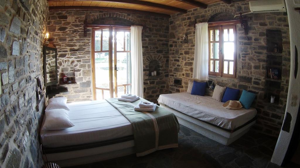 Arokaria Hideaway Suites Krotiri Room photo